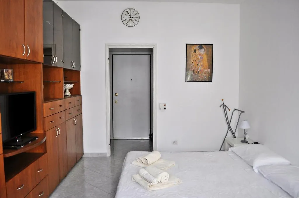 Petra Apartment Milan